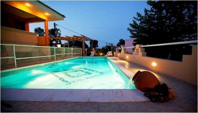 Apartments Giota خْريسيا أموذيا المظهر الخارجي الصورة